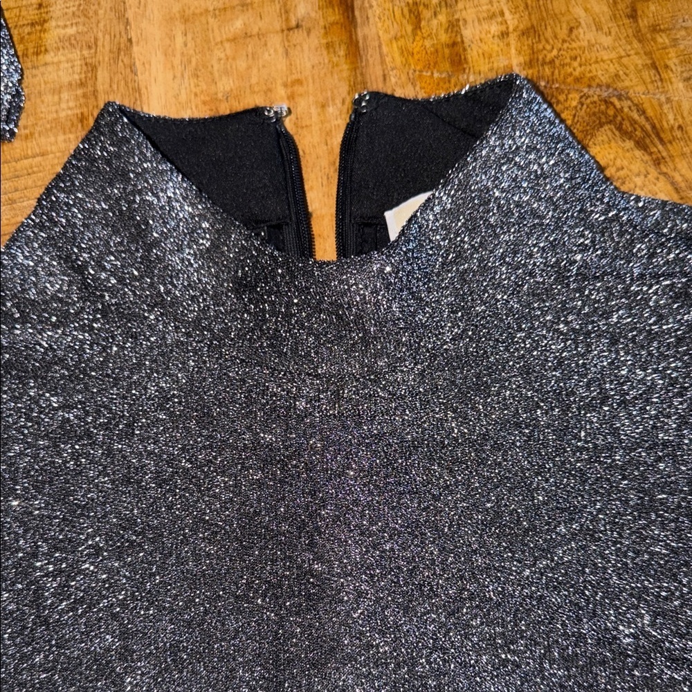 Michael Kors Silver Long Sleeve Top - Picture 6 of 6